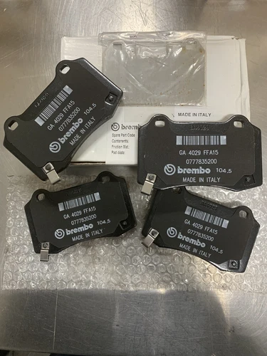 جديد GM OEM الخلفية الفرامل Brembo منصات CTS-V Camaro SS ZL1 Tesla S Genesis SRT8