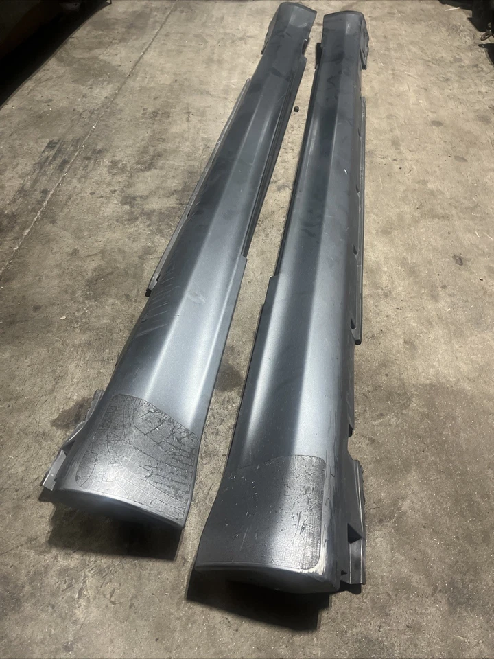 2003 06 INFINITI G35 COUPE RH LH SIDE ROCKER PANEL SKIRT MOLDING - Image 3 of 3