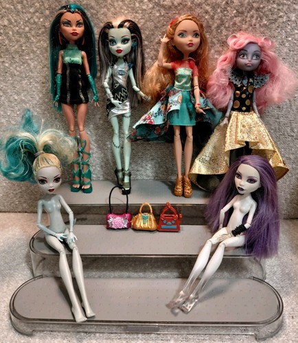 Monster High Ever After High Nefera Mouscedes 9pc Doll Figures & Accessories Lot