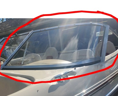 PORT CURVED GLASS  WINDSHIELD W/FRAME ONLY OFF 95 GLASTRON SSV175 SKI FISH