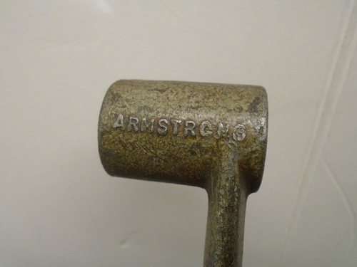 Armstrong Vise Handle, 5/8" Square Hole, Hand Crank - Picture 2 of 3