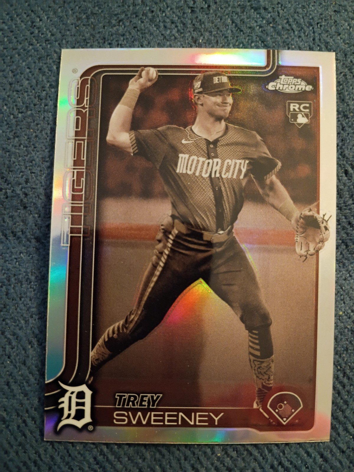 2025 Topps Chrome - Trey Sweeney #6 Sepia Refractor (RC)