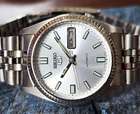 VINTAGE Seiko 5 7009-3110 Automatic Watch Silver Dial Fluted Bezel Gents watch.