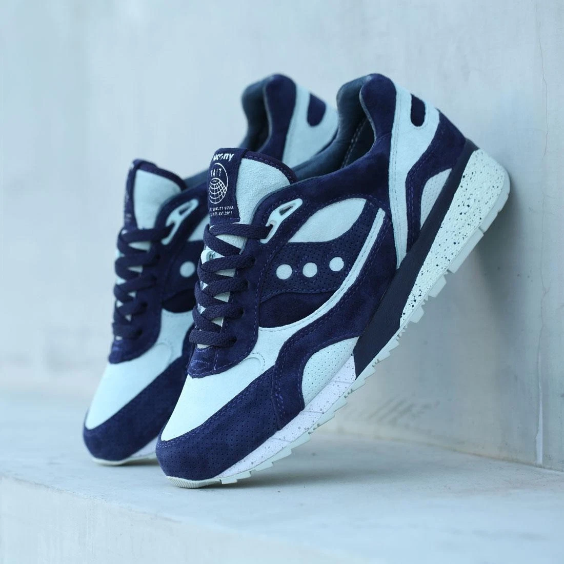 Saucony shadow top 5000 bait