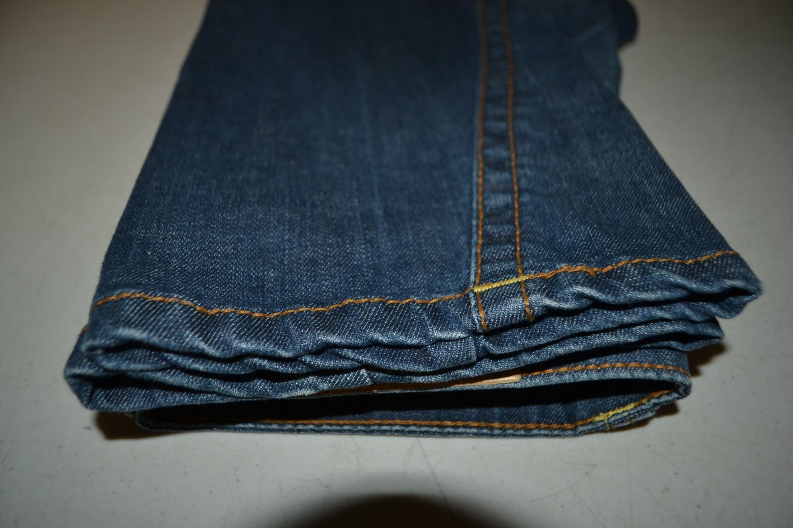 True Religion Women's Straight Yellow Stitch U Pocket Flaps Blue Jeans Sz 28x31 thumbnail 12