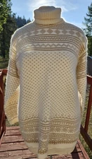 Vtg Embassy Row Women Size L Lambs Angora Wool Blend Turtle Neck Sweater Cream 