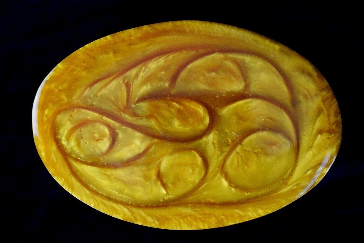 VTG OVAL JEWELRY BOX GOLD LAVA FLOW SPARKLING CATALIN BAKELITE AMBER COLOUR