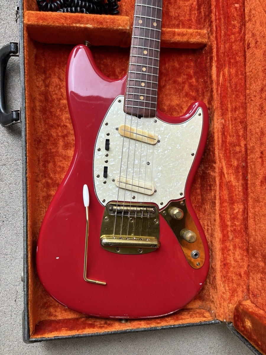Fender USA 1965年製 ムスタング RED ビンテージ 1965 Fender Mustang Guitar Vintage Red With Original Case