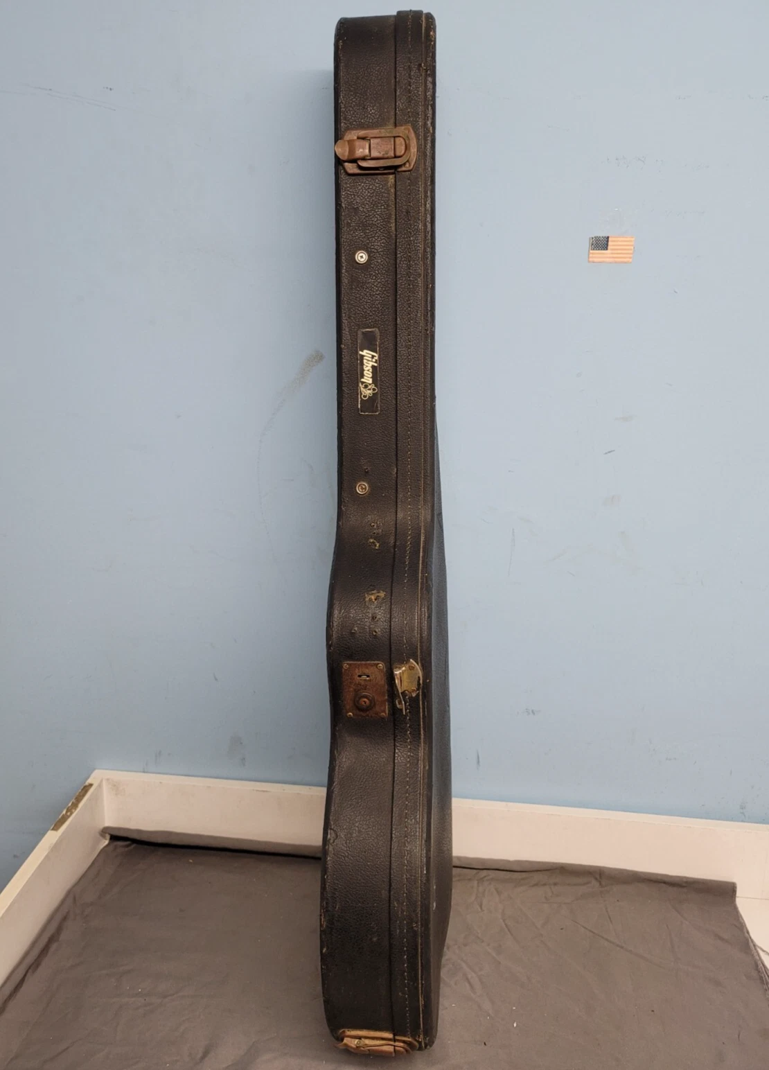 Picture 5 of 24