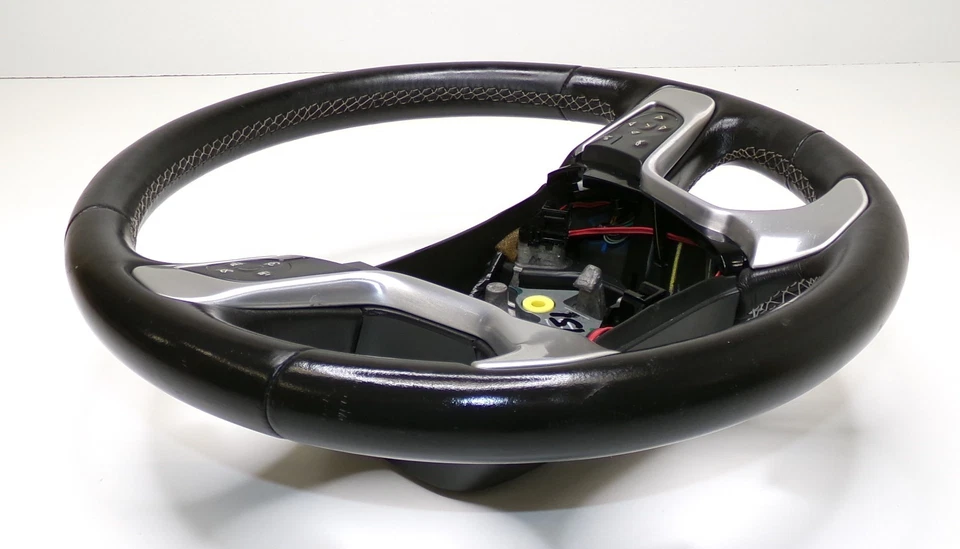 GMC 14-19 15-19 Sierra Chevrolet Silverado Black Leather Steering Wheel - Imagem 3 de 4