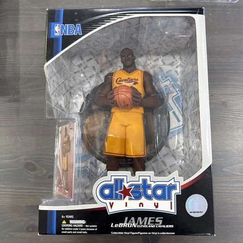 2008 Lebron James NBA All Star Vinyl Figurine Upper Deck EX Box With Card