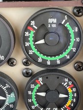 Piper Saratoga RPM Gauge