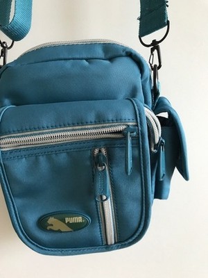 PUMA - Sportliche kleine Cross-Over  Cross-Body Tasche - tolles Hellblau