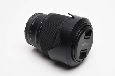 Sony FE 28-70mm f3.5-5.6 OSS zoom lens SEL2870, caps, hood, Mint-