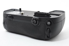 Nikon MB-D15 Multi Power Battery Grip for D7100 D7200 Near Mint JAPAN