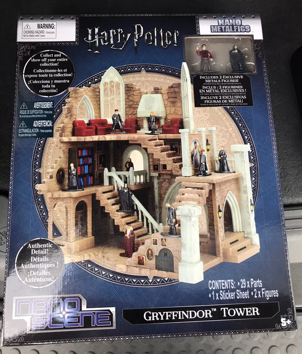 GRYFFINDOR TOWER HARRY POTTER w 2 EXCLUSIVE Figures Nano