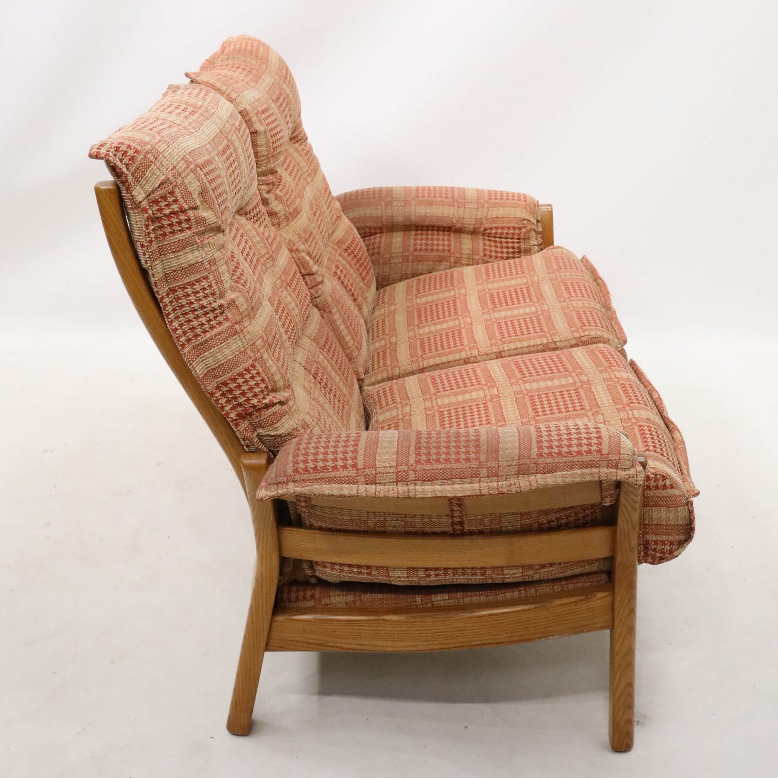 Ercol Saville 2str Sofa Light Finish Removable Covers VGC FREE UK