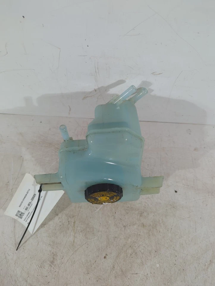 Toyota Yaris MK3 Vvt-i Icon M-drive 2014-2017 1497 Radiator Expansion Bottle M76 - Image 4 of 4