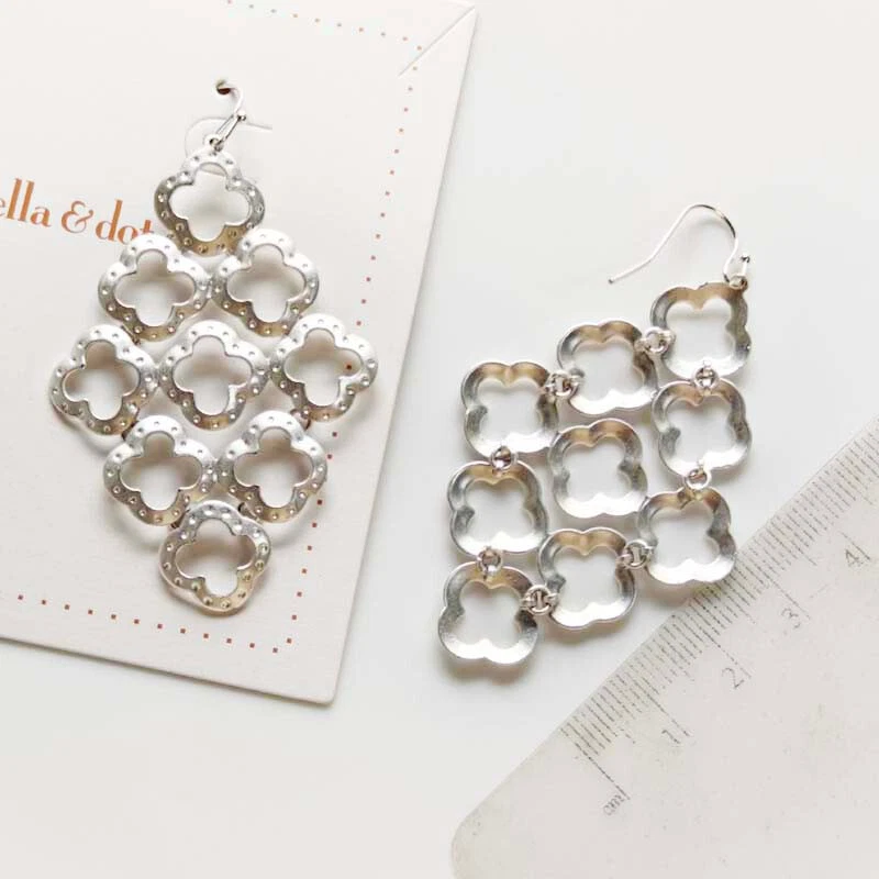 New Stella&Dot Floral Cluster Drop Earrings Chic Women Party Vacation Jewelry - Photo 3/3