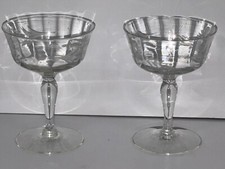 Set of 2 Vintage 6 oz Floral Etched Cocktail Sherbets Champagne Glasses 4.75"T