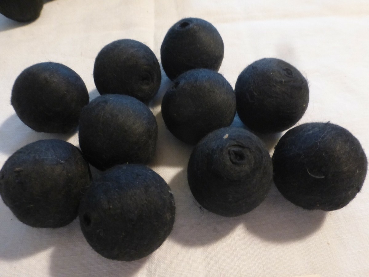 Ancienne Boule Souple Cuir – Couture Surélevée – Début 1900 (1910-1930) – 4-1/2
