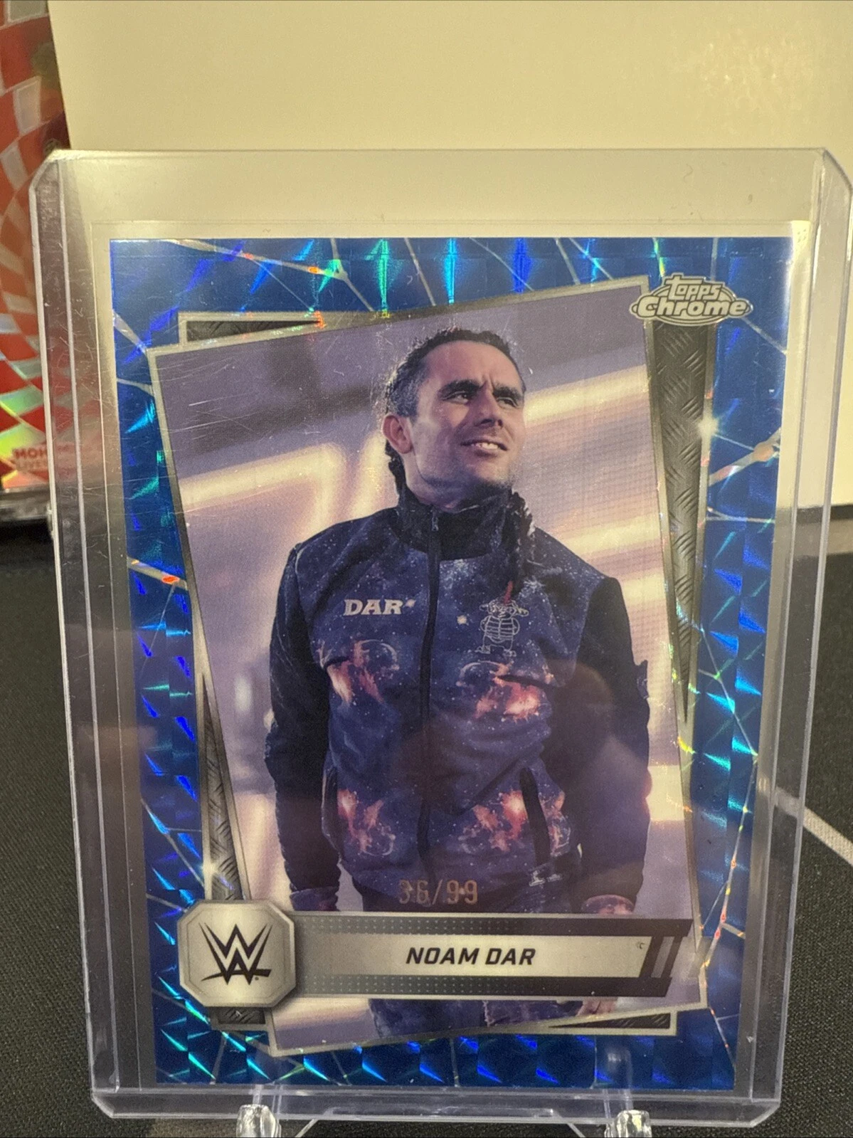 2025 Topps Chrome WWE - Blue Geometric Refractor #142 Noam Dar /99