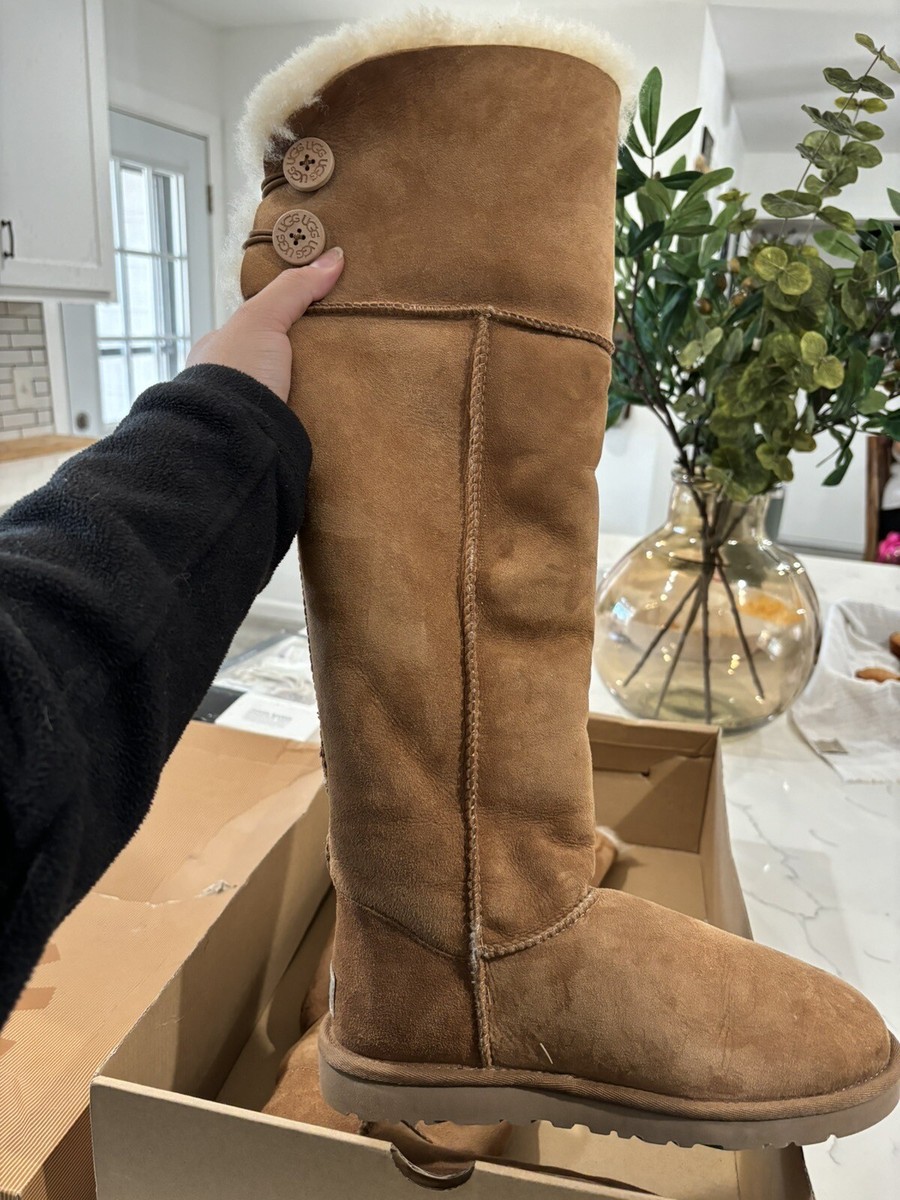 UGG アグ　W BAILEY BUTTON 5803W/CHO サイズ:6 アグ UGG 5803 W BAILEY BUTTON （チェスナット） -靴