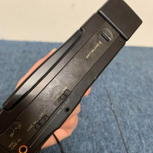 Sony TCD-D3 Portable DAT Recorder Digital Tape Japan Used Sony Walkman Audio - Picture 8 of 17