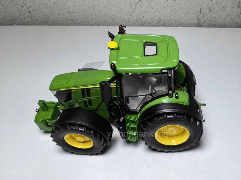 WIKING John Deere 6R 250 Tractor 1/32 KM0 - Image 2 of 4