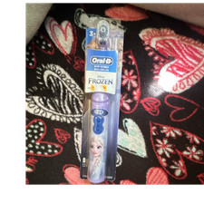 Oral-B Disney Frozen Kids Battery Powered Ele...