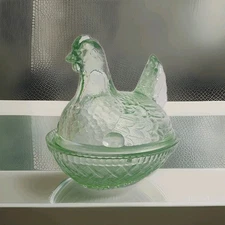 Chicken Hen on nest Lime Green trinket, potpourri, ring storage box  Holday Gift