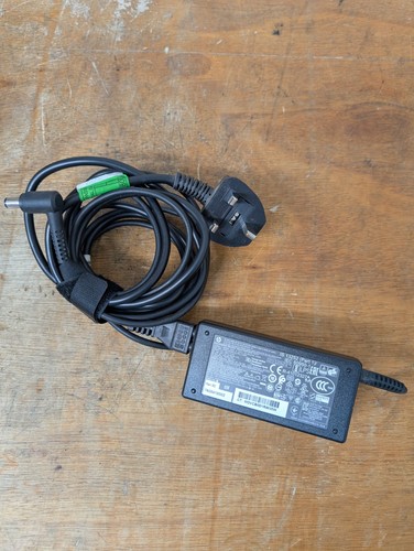 HP Original Laptop Ladegerät Modell TPC-LA581 740708-001 19,5 V 3,33 A 65 W - UK-Stecker