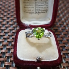 925 Sterling Silver Ring Peridot & Topaz Gems...