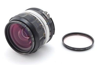 Objectif Nikon Nikkor-O Auto 35 mm F2 Ai-Converted grand