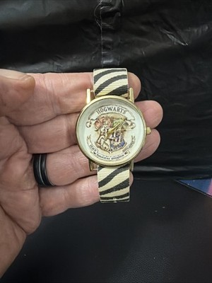Harry Potter Hogwarts Watch  New Band And Battery Working Excellent