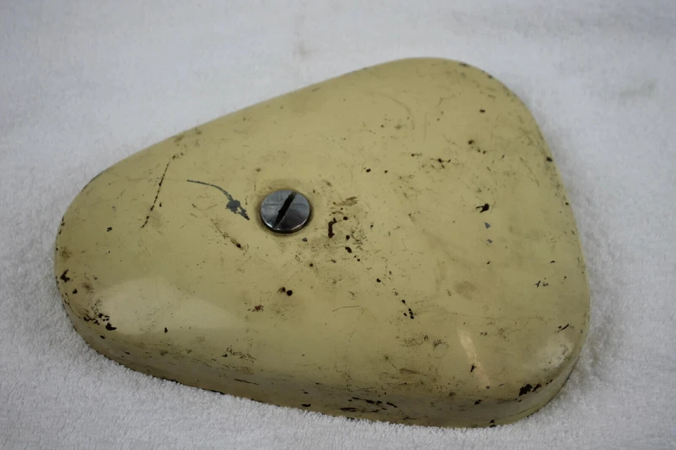 1963 1964 NORTON ELECTRA JUBILEE LEFT SIDE TOOLBOX BATTERY COVER - Imagem 3 de 4