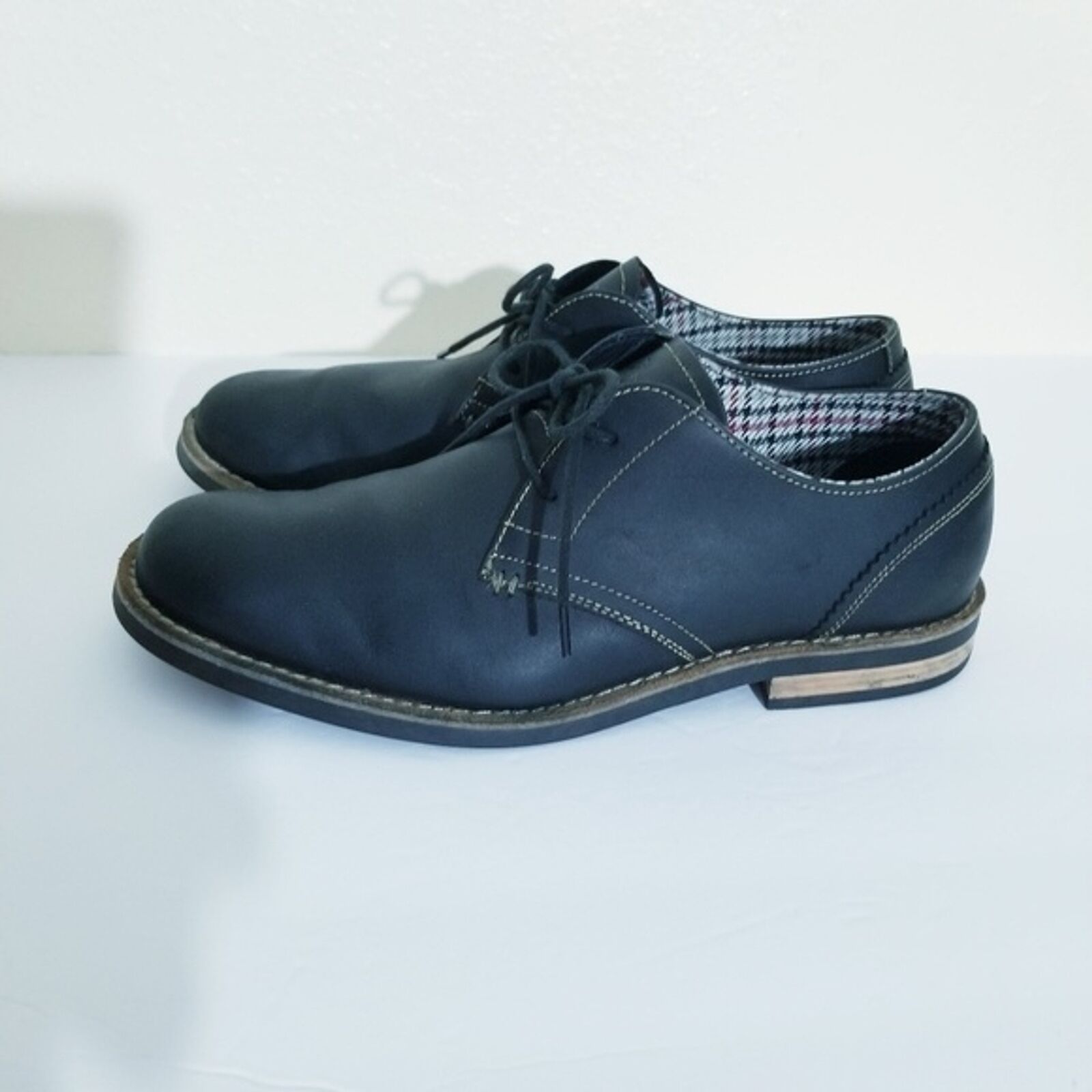 Mens Original Penguin oxford shoes Sz 9.5 - image 4