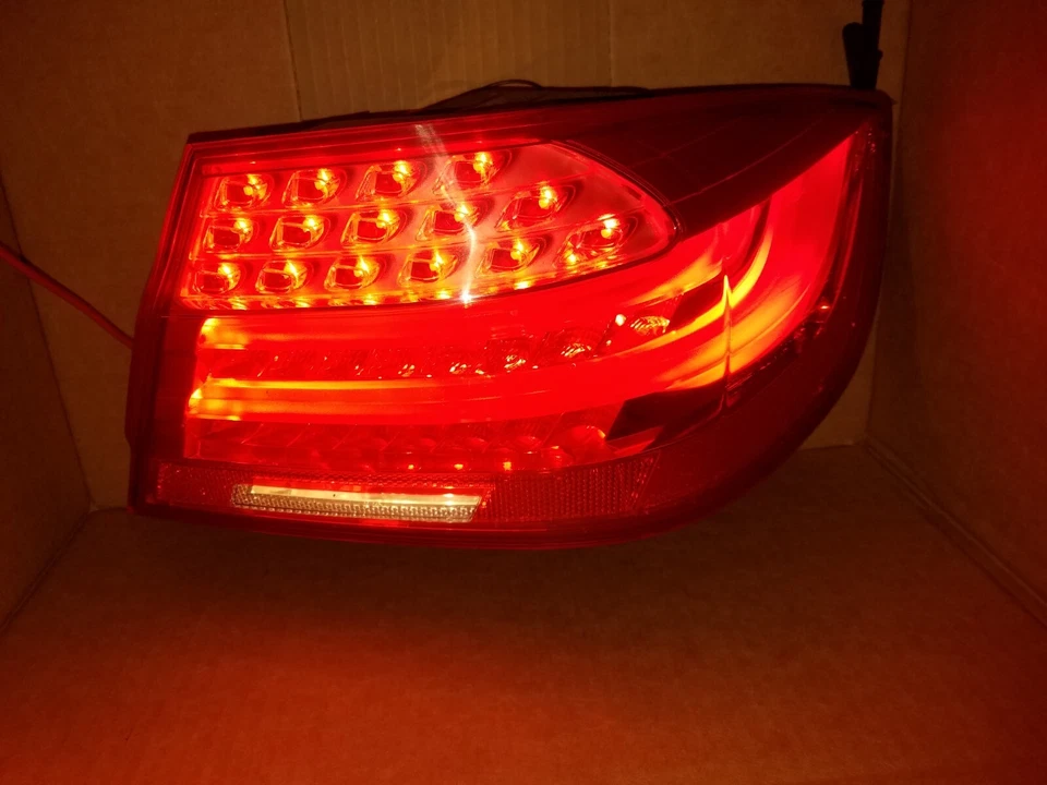 BMW 328i 335i xDRIVE M3 2011 2012 2013 CUPÉ PASAJERO LUZ TRASERA LED DERECHA Foto 2 de 4