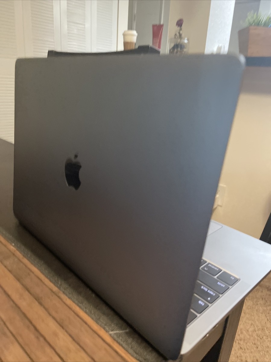 Apple MacBook Pro 13 Apple MacBook Pro 13