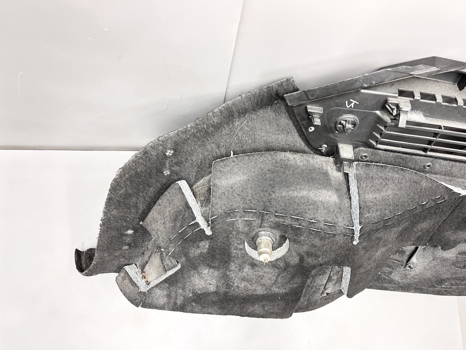 ⭐️2017-2020 MASERATI LEVANTE TRUNK RIGHT PASSENGER QUARTER TRIM COVER PANEL OEM