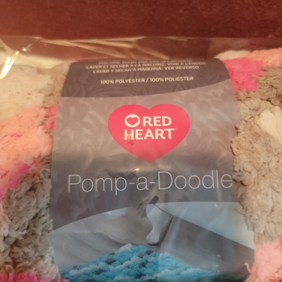 Lote de 3 hilos Red Heart Pomp-a-Doodle 3,5 oz arena rosa/Arena rosada NUEVO Foto 3 de 4