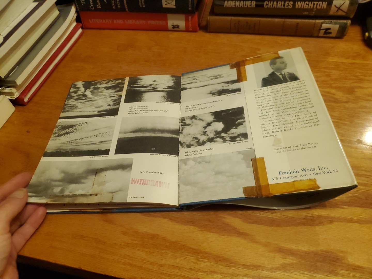 The First Book of Air: Guide to Earth's Atmosphere by David Knight 1961 1st HCDJ