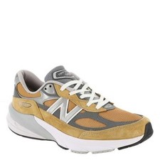 USED New Balance Unisex Made in USA 990 V6 Sneaker,Grey,M 10 / W11.5