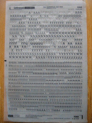 1 x Letraset Upp/Low/Num BASKERVILLE OLD FACE 24pt 5,7mm Blatt 1068 (bb)
