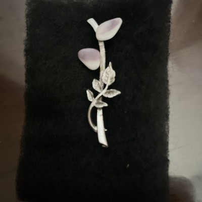 Vintage Silver Tone Metal Wampum She ll Flower Stem Leaf Petal Brooch Pin