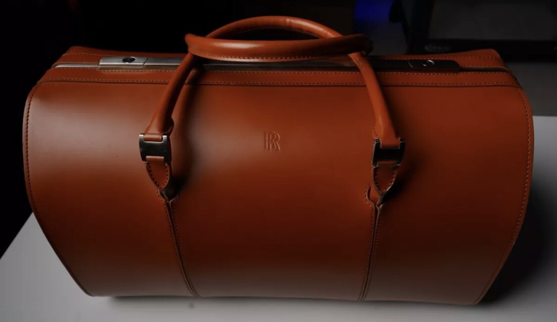 🟣 1 ROLLS ROYCE ICON LUGGAGE WEEKENDER BAG 38L PHANTOM DROPHEAD (FROM $39K SET)