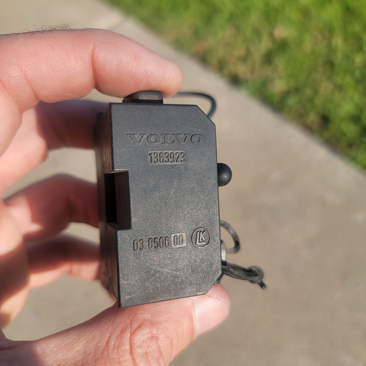 Volvo 240 740 940 LH 2.4 Diagnostic Connection Box Complete