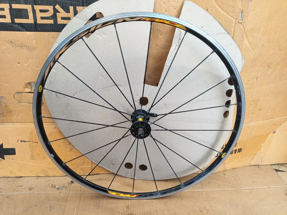 Mavic aksium hotsell race 700c