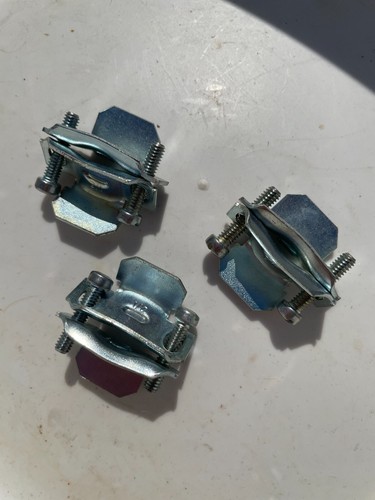 (52) Count M&W TIC-50 1/2" Two Piece Steel Romex Connector-Open Box | eBay