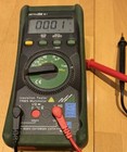 Gossen Metrawatt MetraHit 16 i , Isolations-Messgerät, Multimeter